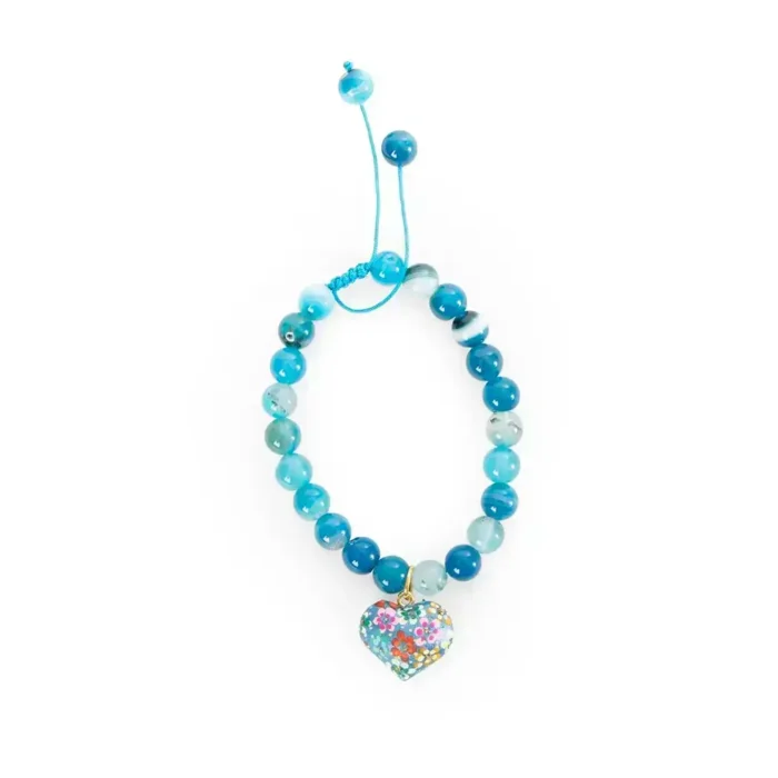 Pulsera de piedras de colores con dije de madera