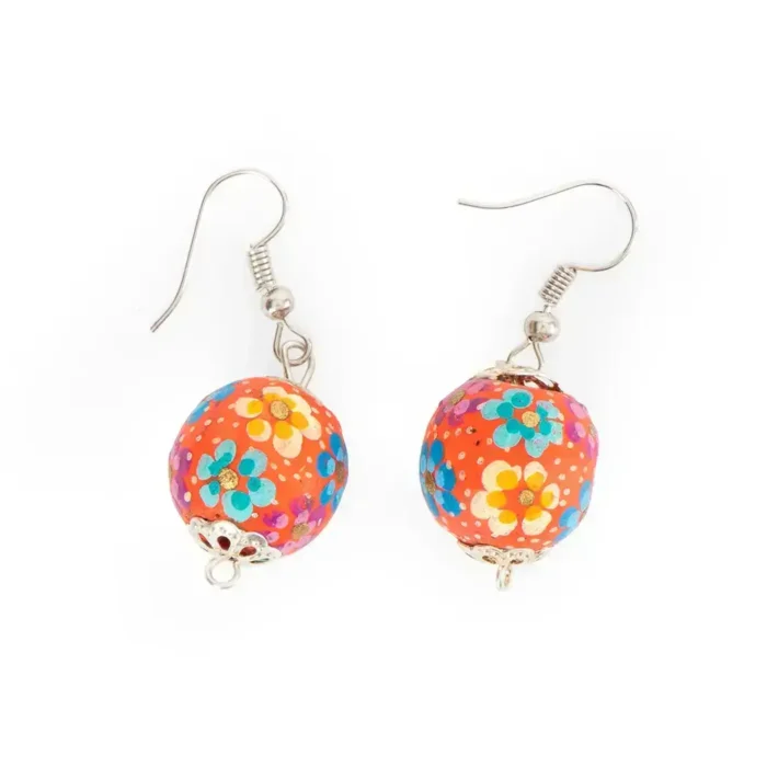 Wooden dangling earring