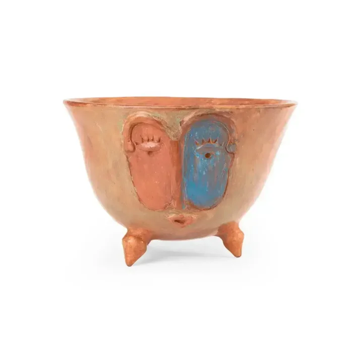 Large centerpiece with face design