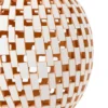 Esfera mediana de barro blanco, calado