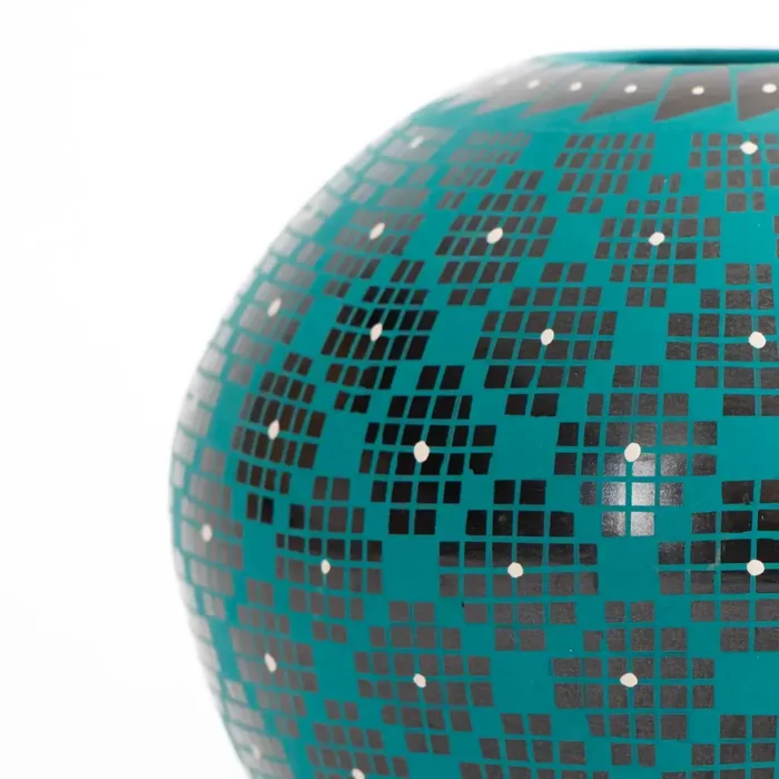Diamond pot