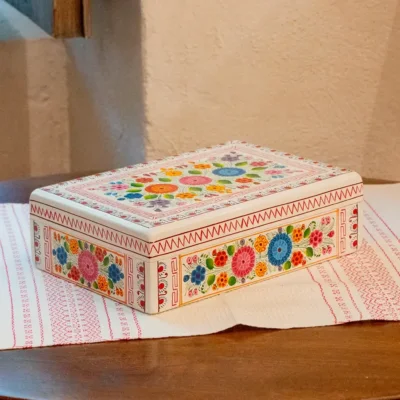 Caja de Olinalá para té