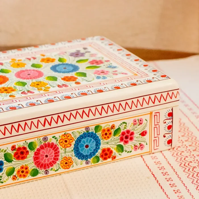 Caja de Olinalá para té