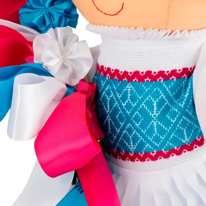 Muñeca Lele con traje típico