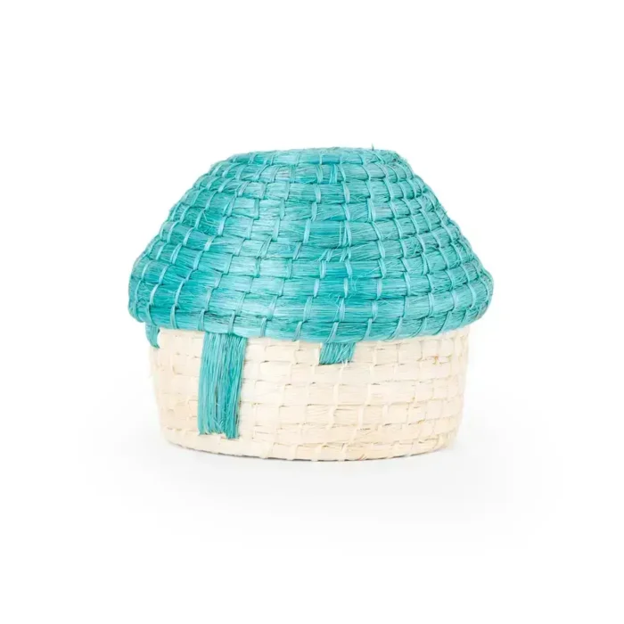Round sisal house