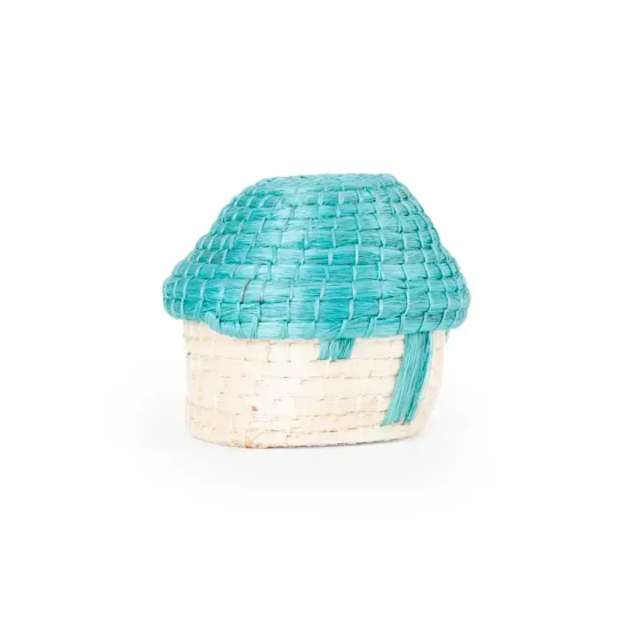 Round sisal house