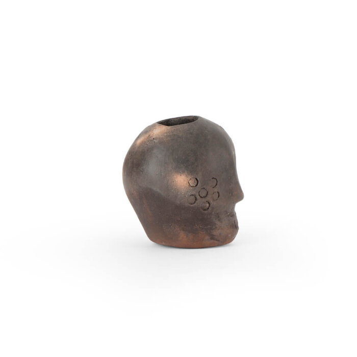 Skull candle holder