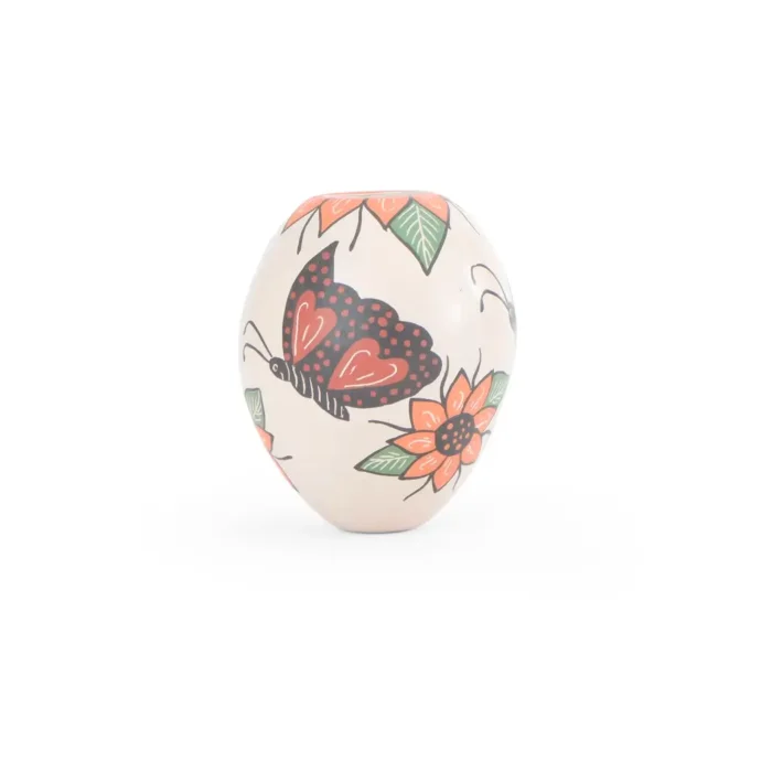 Ceramic egg with decoration