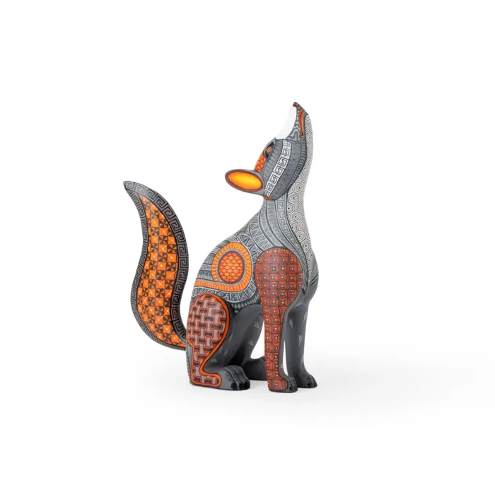 Alebrije Coyote gris y naranja
