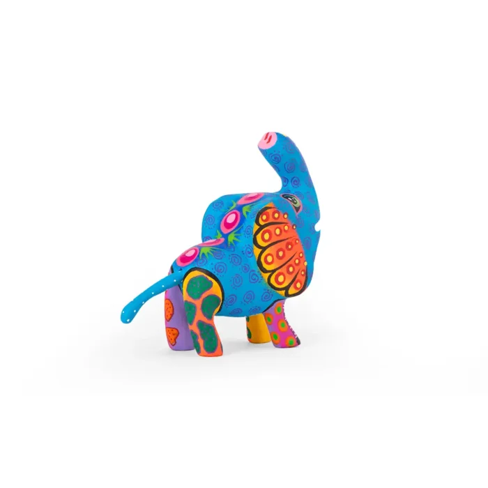 Alebrije de elefante colorido