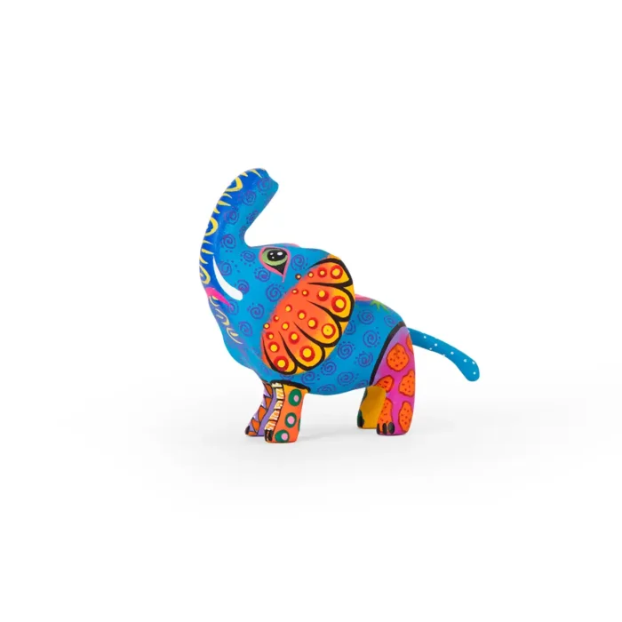 Alebrije de elefante colorido