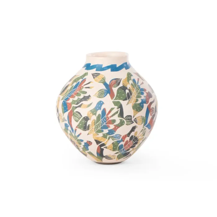 Olla mediana "Mariposas multicolor" de cerámica Mata Ortiz